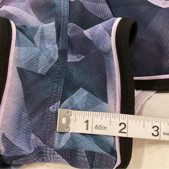 LULULEMON DROP IT LOW SHORT PRETTY PRISM MULTI BLACK LILAC SIZE 6 - Picture 4 of 12